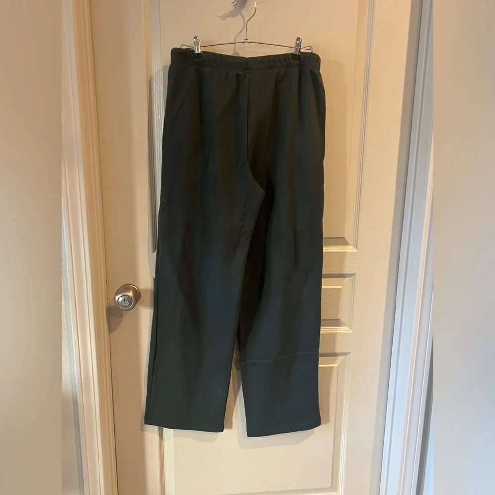 SKIMS Cotton Fleece Straight Leg Sweatpants Spruce NWT Small Medium - Picture 5 of 10